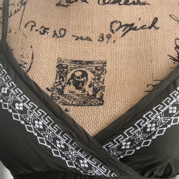 NWOT APT 9 - Picture 4 of 10